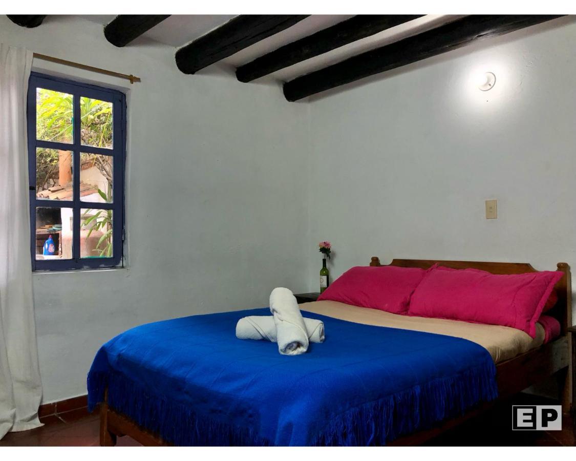 Beija Flor Hostel บียาเดเลย์บา ภายนอก รูปภาพ