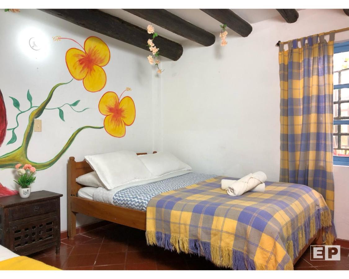 Beija Flor Hostel บียาเดเลย์บา ภายนอก รูปภาพ