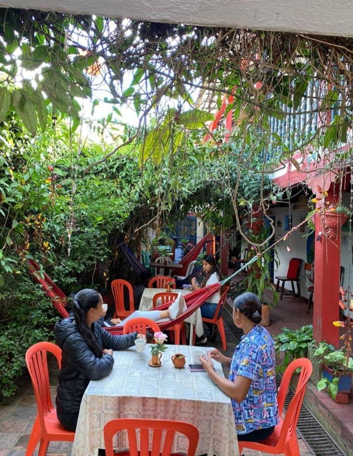 Beija Flor Hostel บียาเดเลย์บา ภายนอก รูปภาพ
