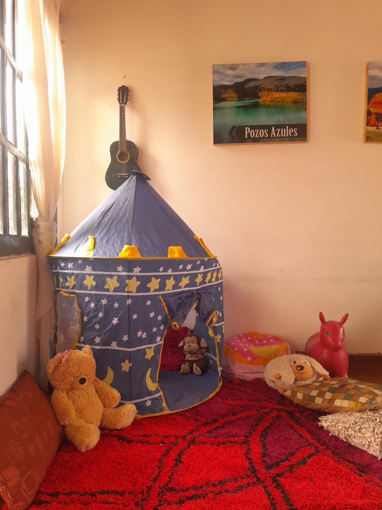 Beija Flor Hostel บียาเดเลย์บา ภายนอก รูปภาพ