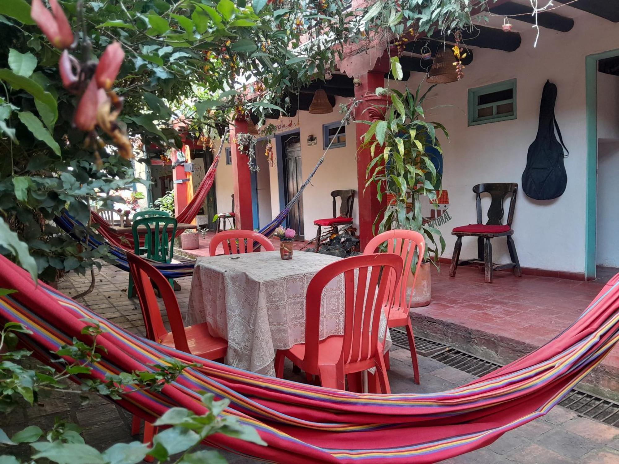 Beija Flor Hostel บียาเดเลย์บา ภายนอก รูปภาพ